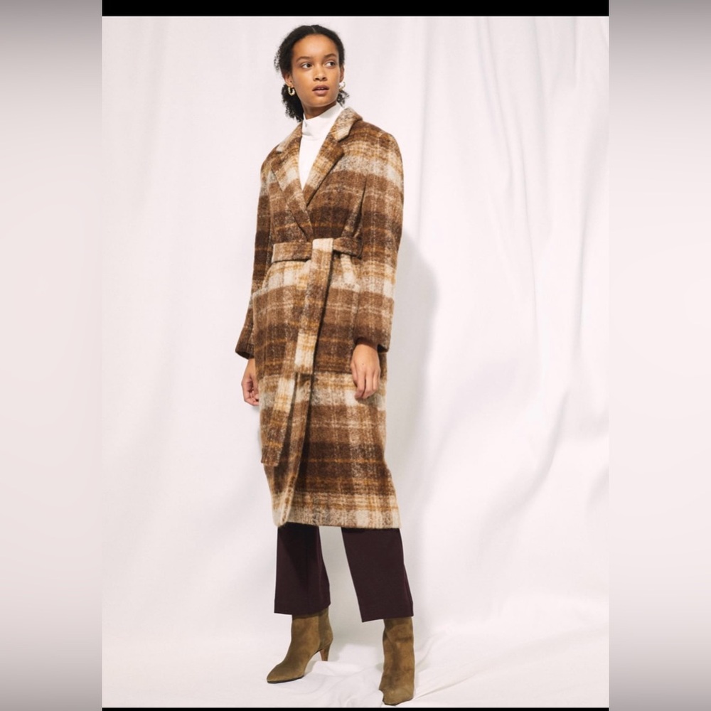 Aritzia Carlyle jacket